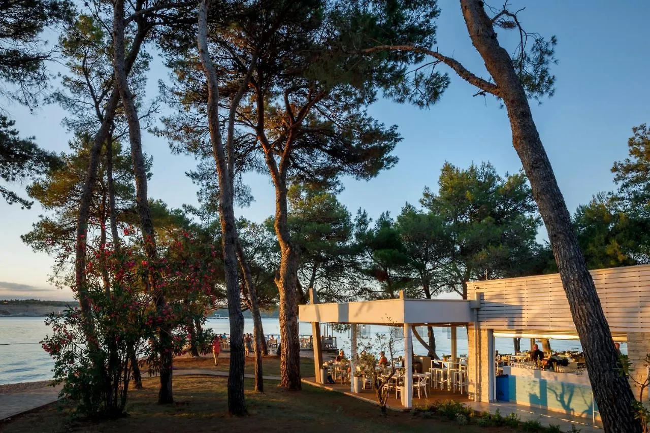 Camping Adria Mobile Homes Lanterna 4*, Porec Croatia